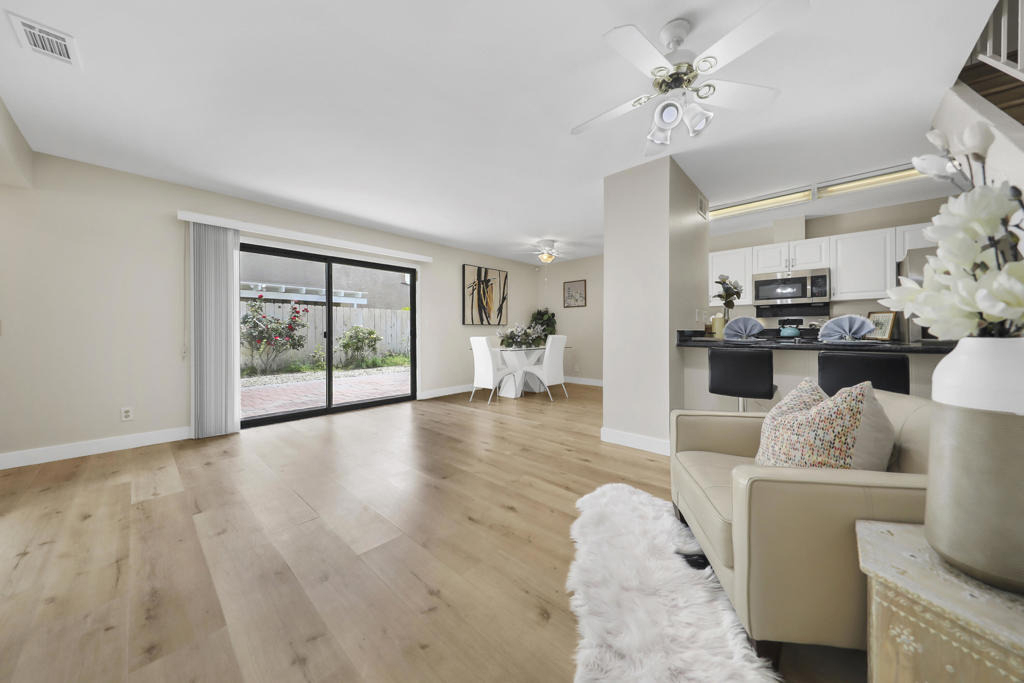 74237 Catalina Way - Photo 4