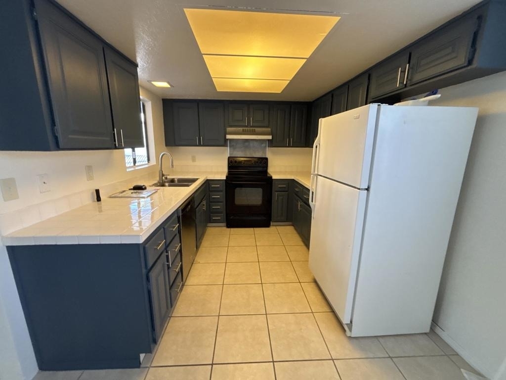 5301 E Waverly Drive - Photo 8