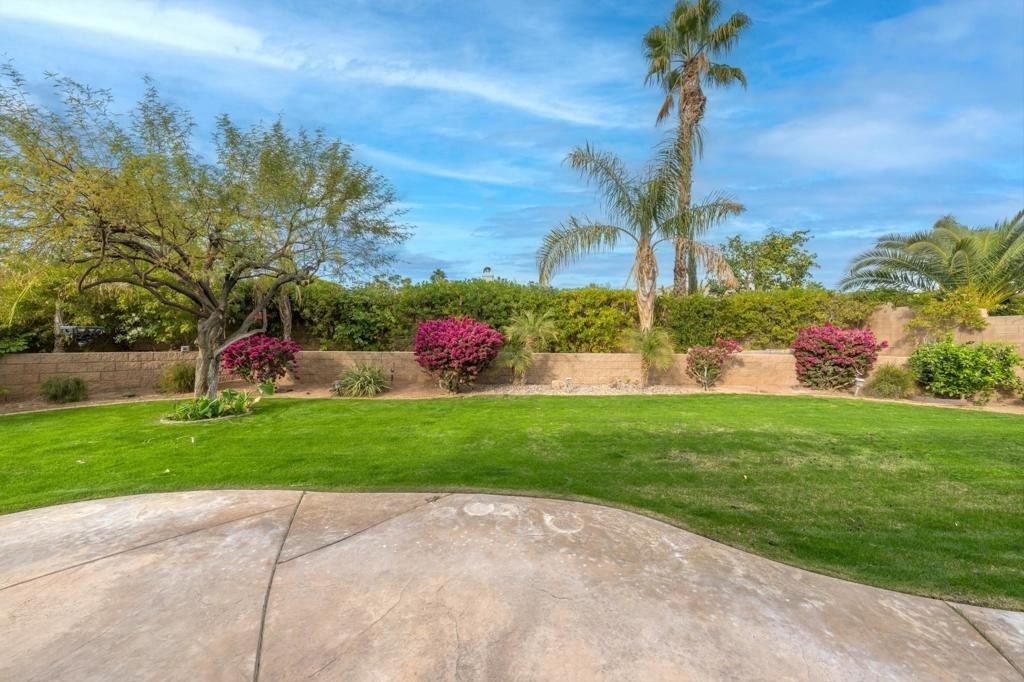 79862 Amora Drive - Photo 2