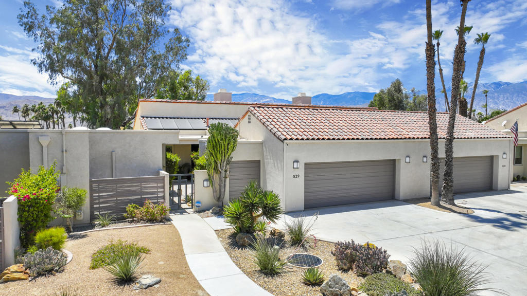 829 Inverness - Photo 1