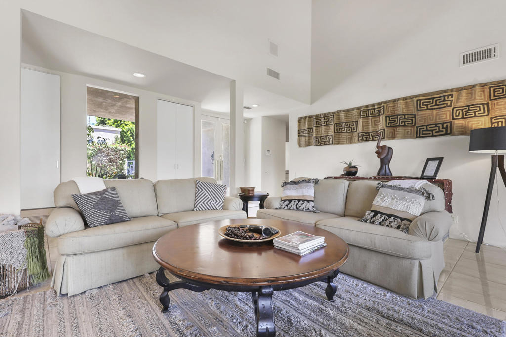 829 Inverness - Photo 6