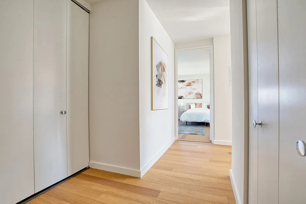  East 93rd Street - Photo 2
