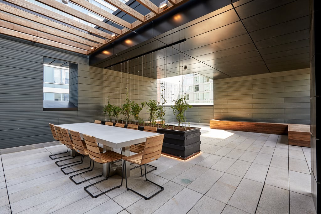 600 W 58th St - Photo 10