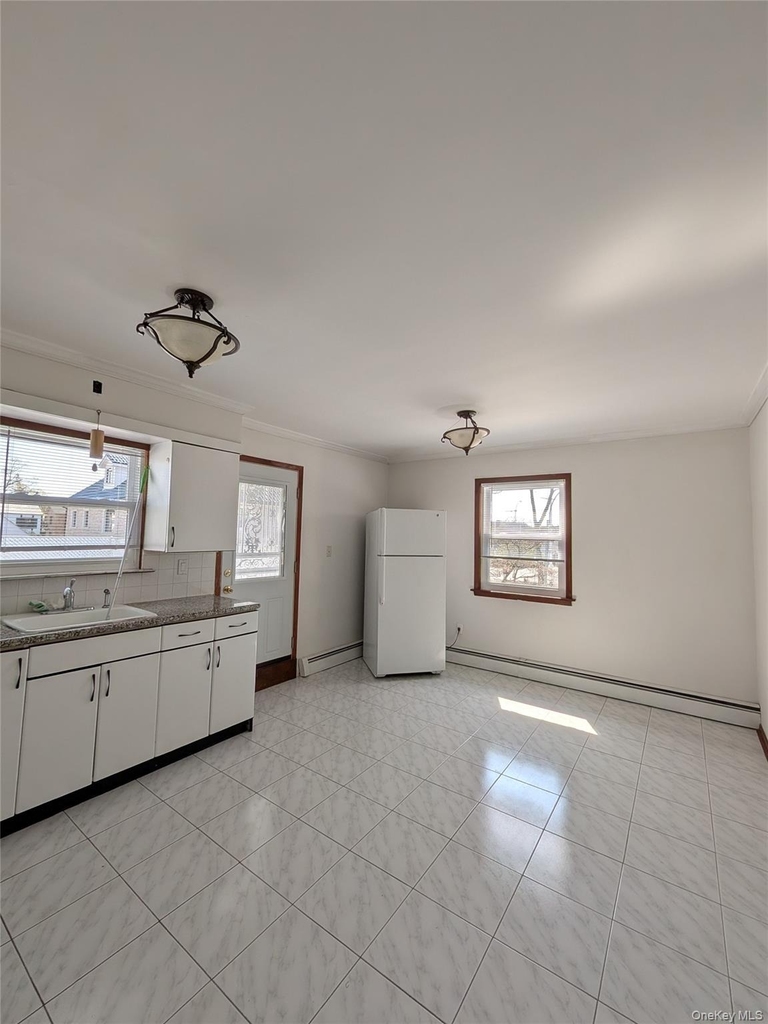 178-05 69th Avenue - Photo 8