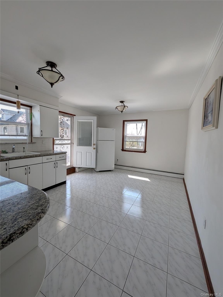 178-05 69th Avenue - Photo 4