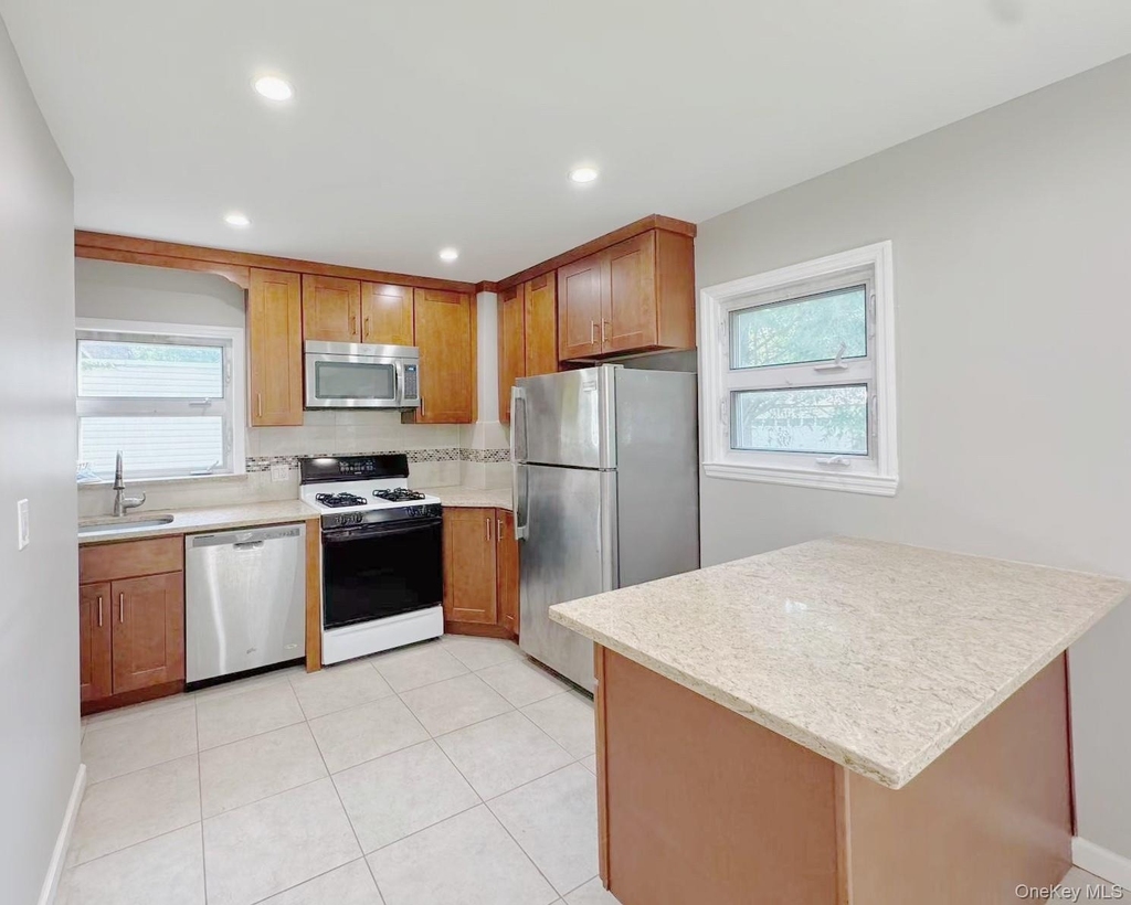 7159 Kessel Street - Photo 7