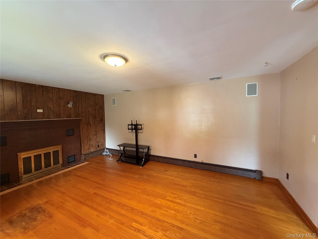 2518 South Avenue - Photo 11