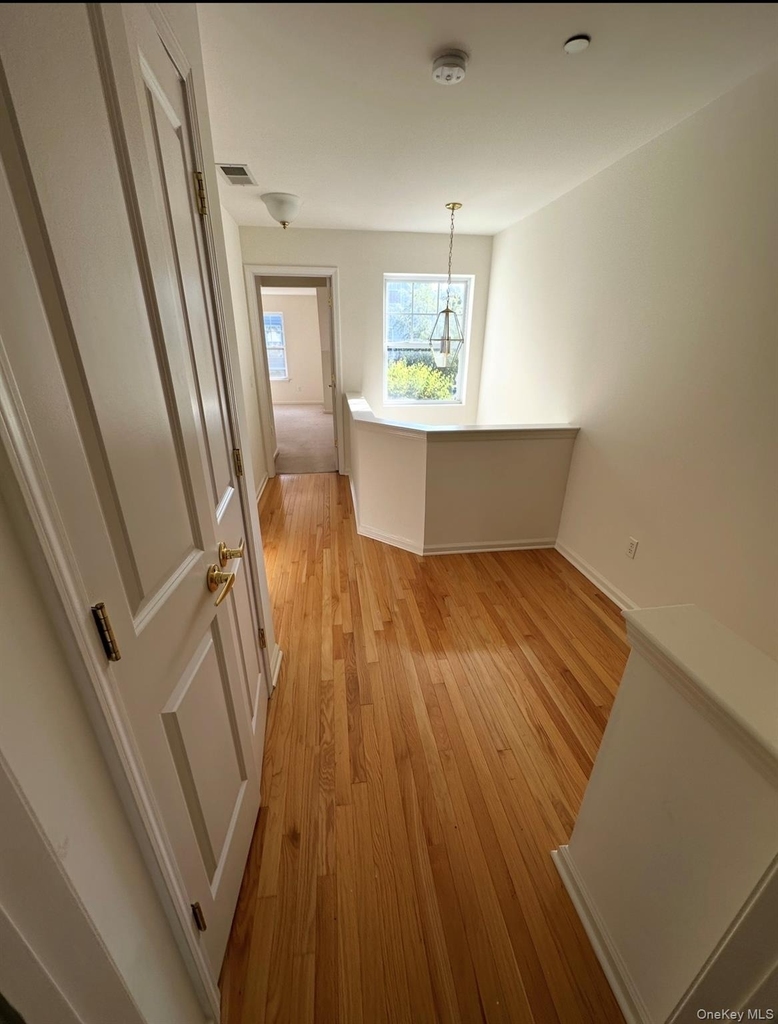 213 River View Drive - Photo 3
