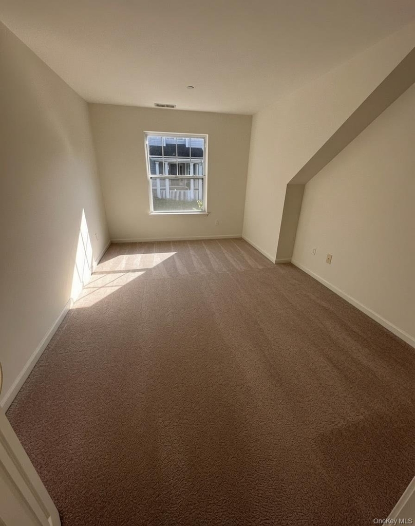 213 River View Drive - Photo 10