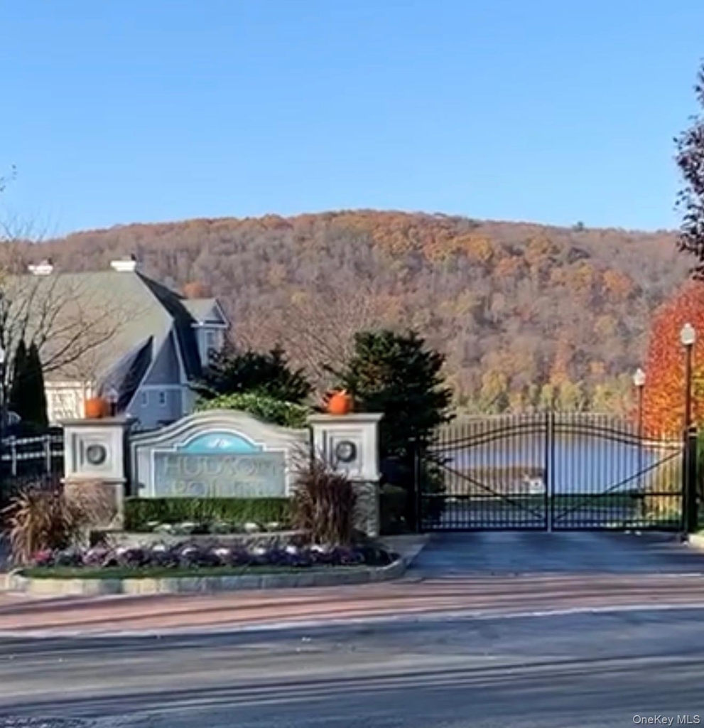 213 River View Drive - Photo 1