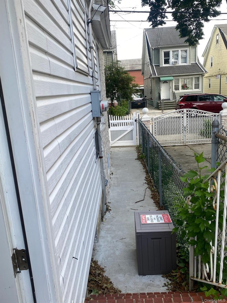 18419 89th Avenue - Photo 16