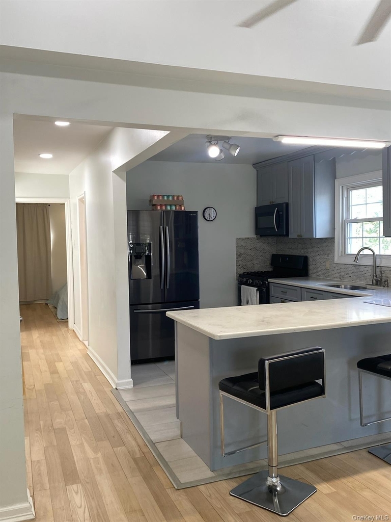 18419 89th Avenue - Photo 3