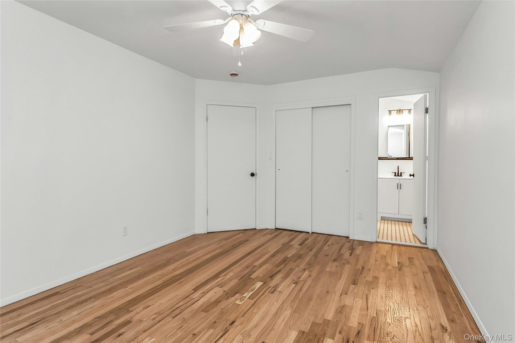 69-23 Little Neck Parkway - Photo 11