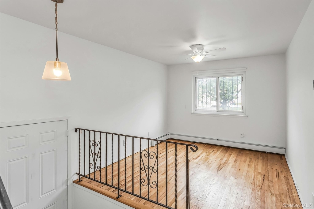 69-23 Little Neck Parkway - Photo 19