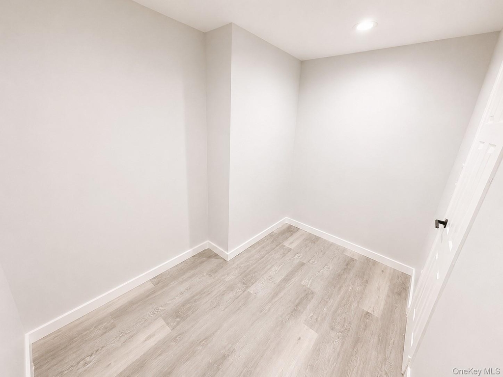 1030 Cedarhurst Street - Photo 11