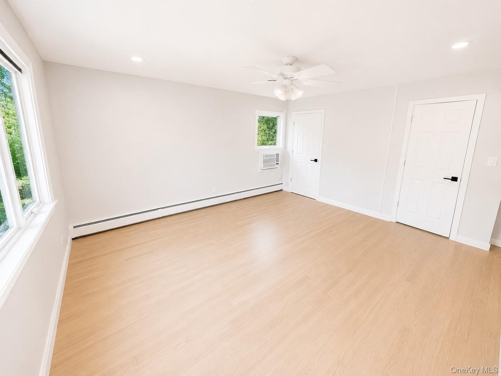1030 Cedarhurst Street - Photo 6