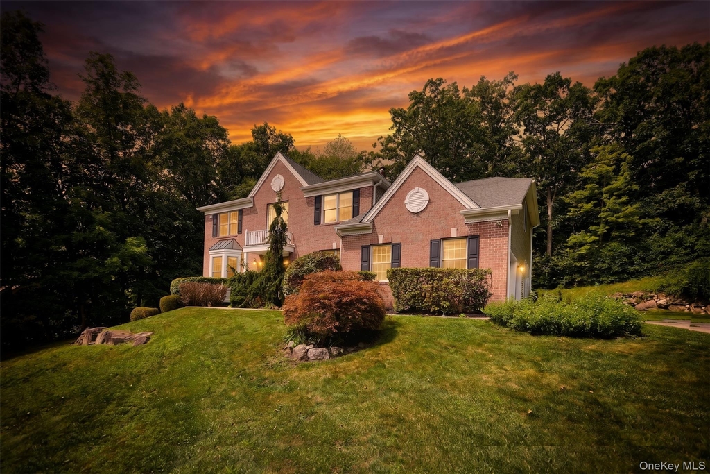 23 Cedar Drive - Photo 2