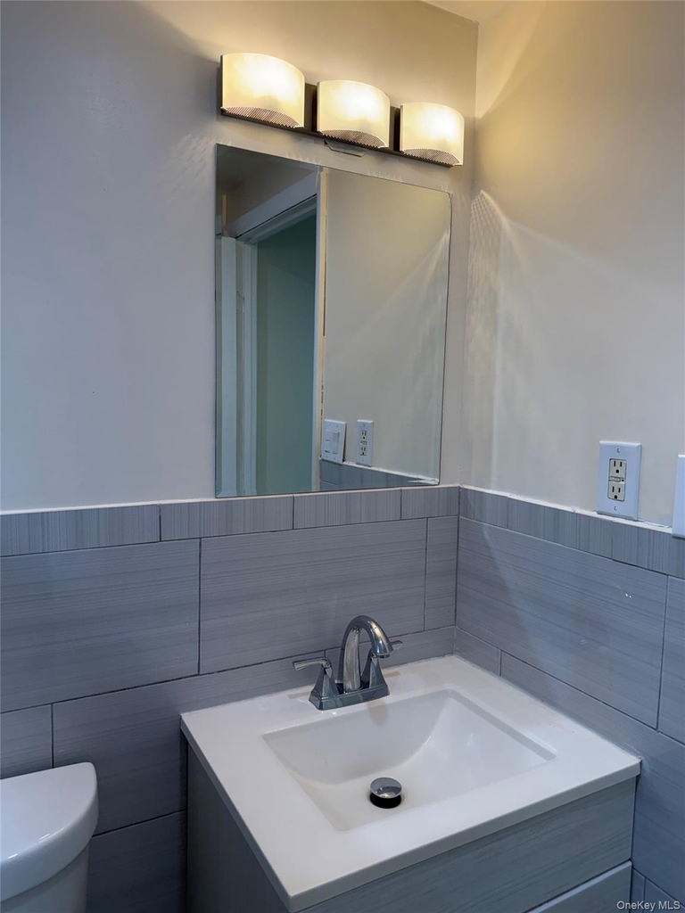 182 Beach 61st Street - Photo 4