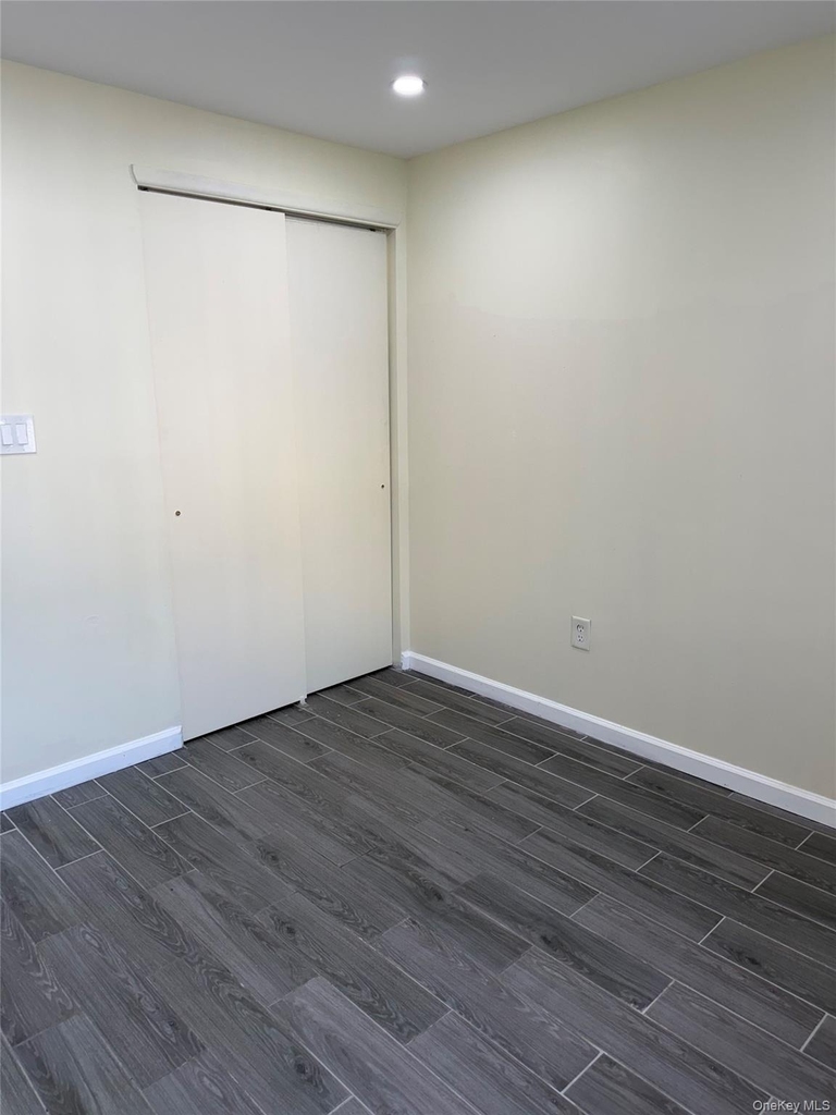 182 Beach 61st Street - Photo 9