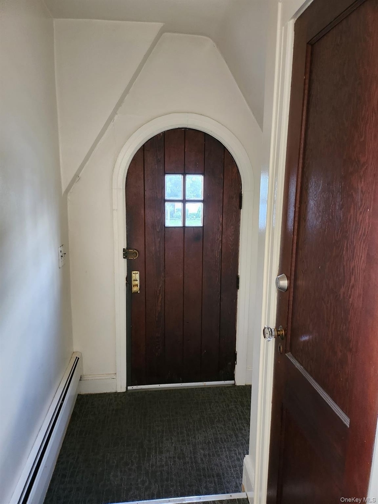 283 Houston Avenue - Photo 2