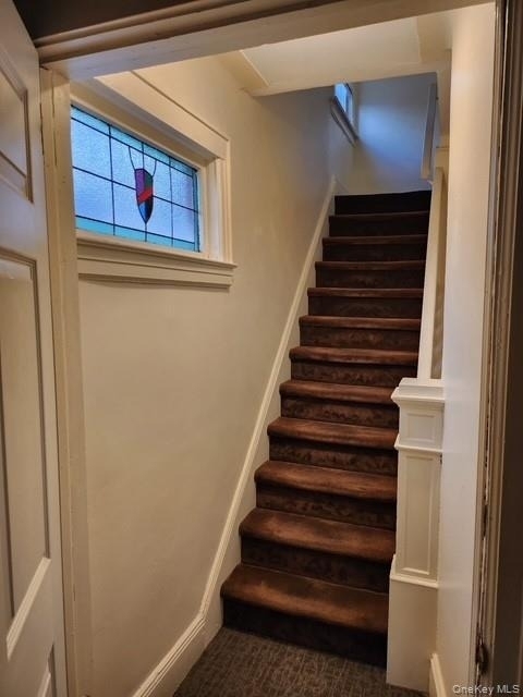 283 Houston Avenue - Photo 3