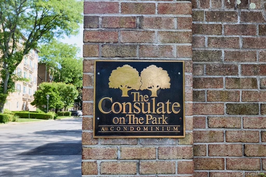 2 Consulate Drive - Photo 22