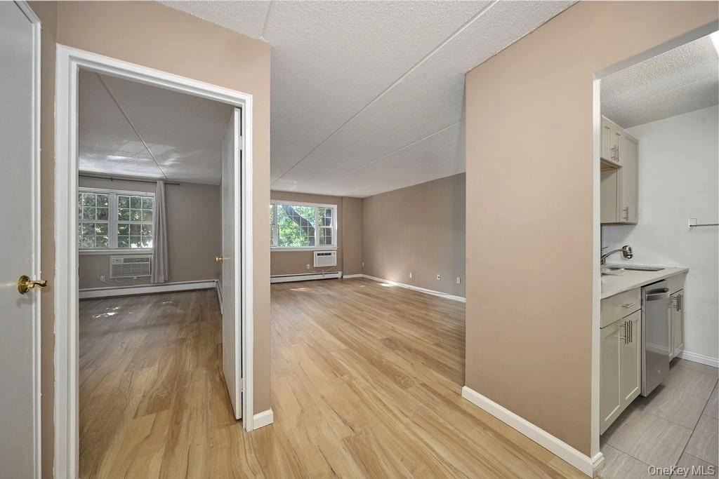 2 Consulate Drive - Photo 8