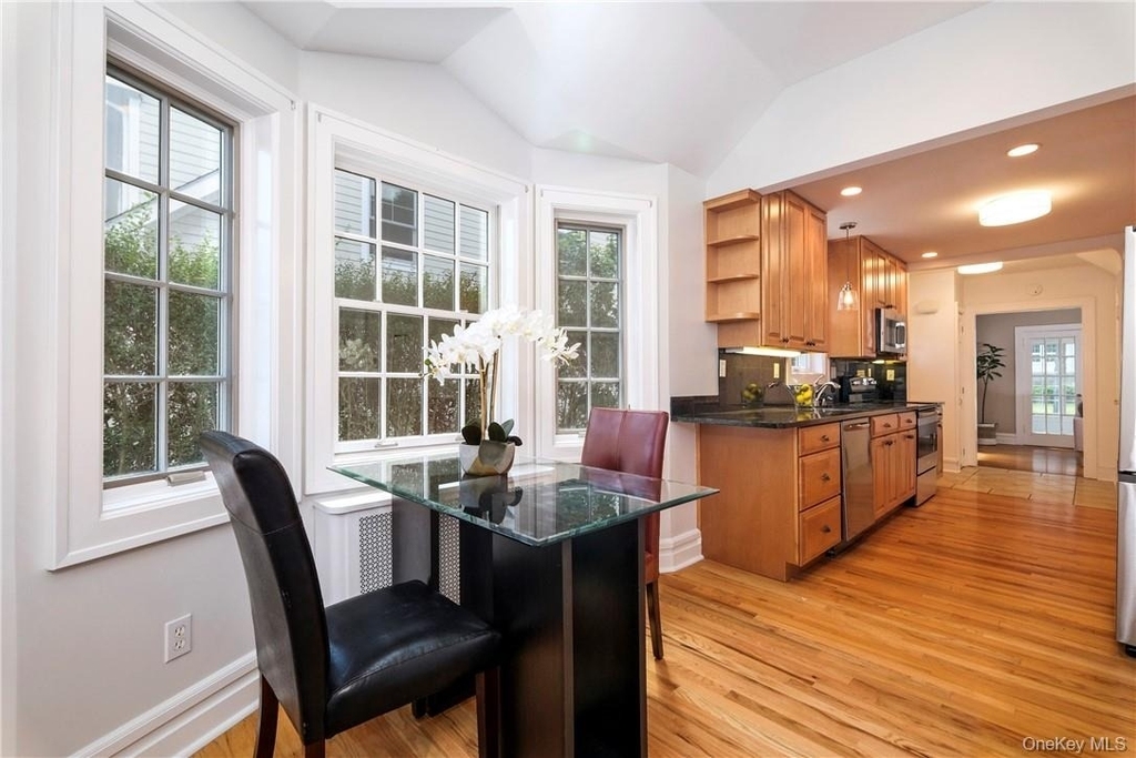107 Lee Road - Photo 9