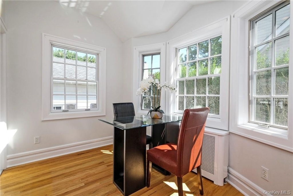 107 Lee Road - Photo 10