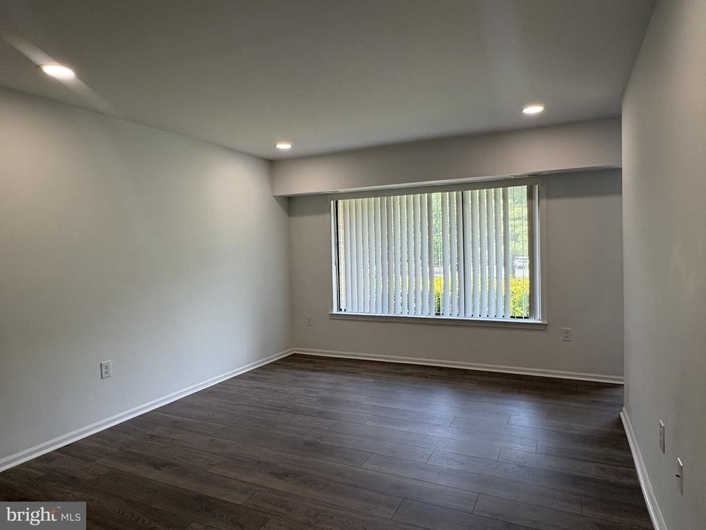 9574 Jayhawk Terrace - Photo 15