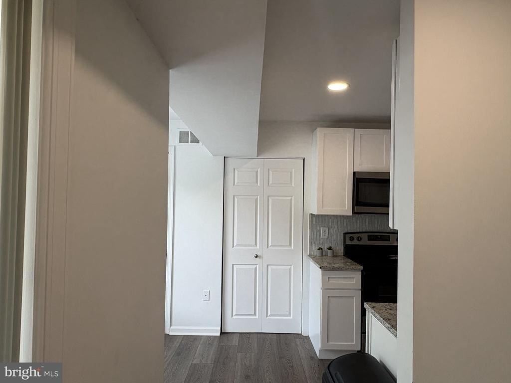 9574 Jayhawk Terrace - Photo 16
