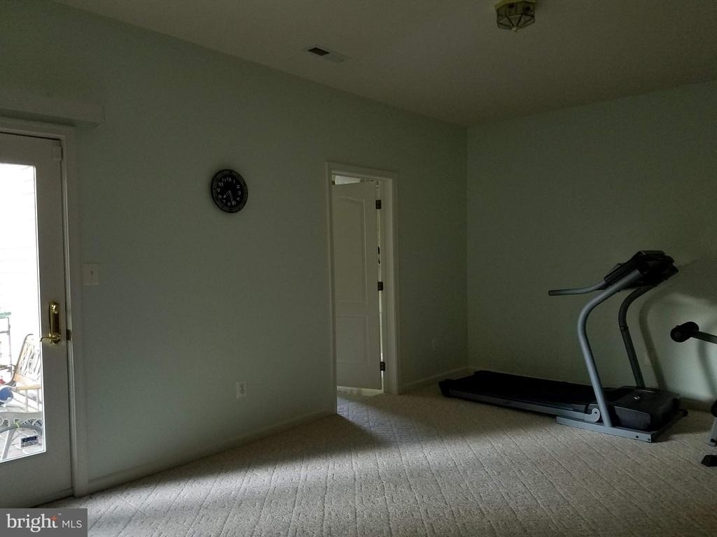 43859 Sandburg Square - Photo 17