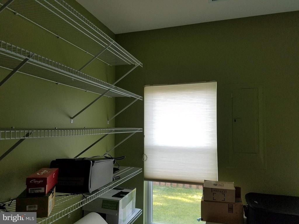 43859 Sandburg Square - Photo 18