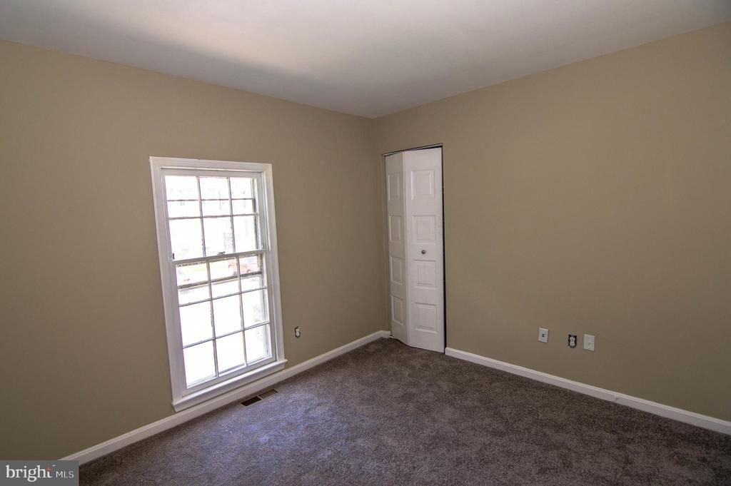 5404 Helm Court - Photo 14