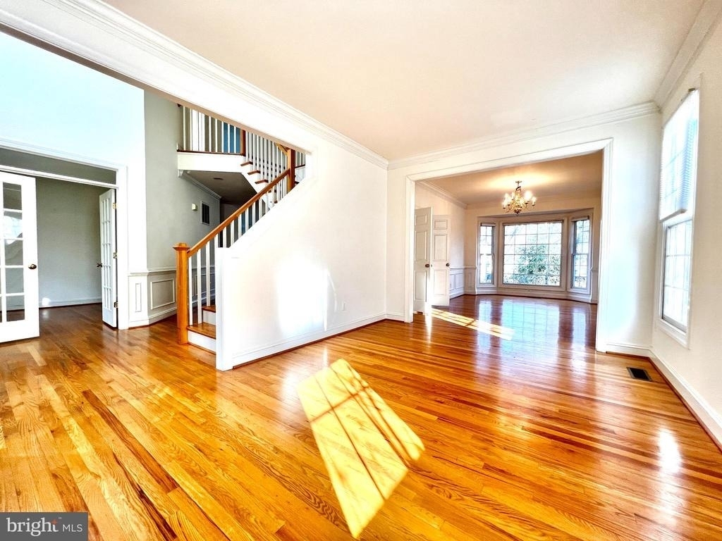 1305 Providence Terrace - Photo 11