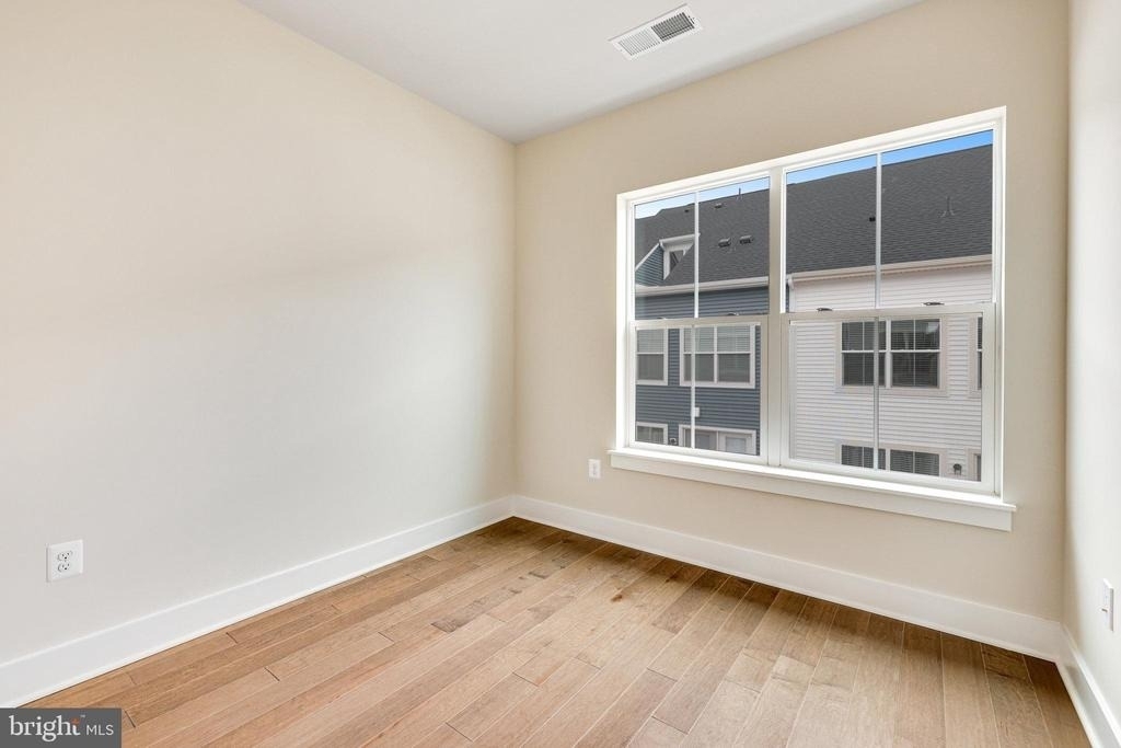 14813 Retreat Boulevard - Photo 32