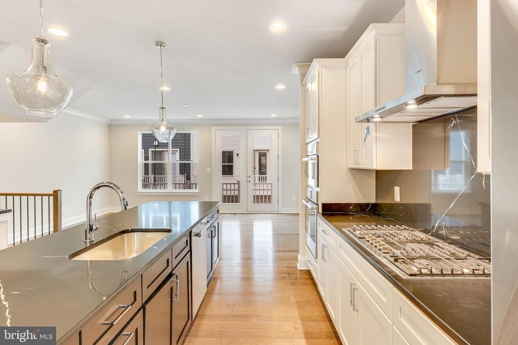 14813 Retreat Boulevard - Photo 12