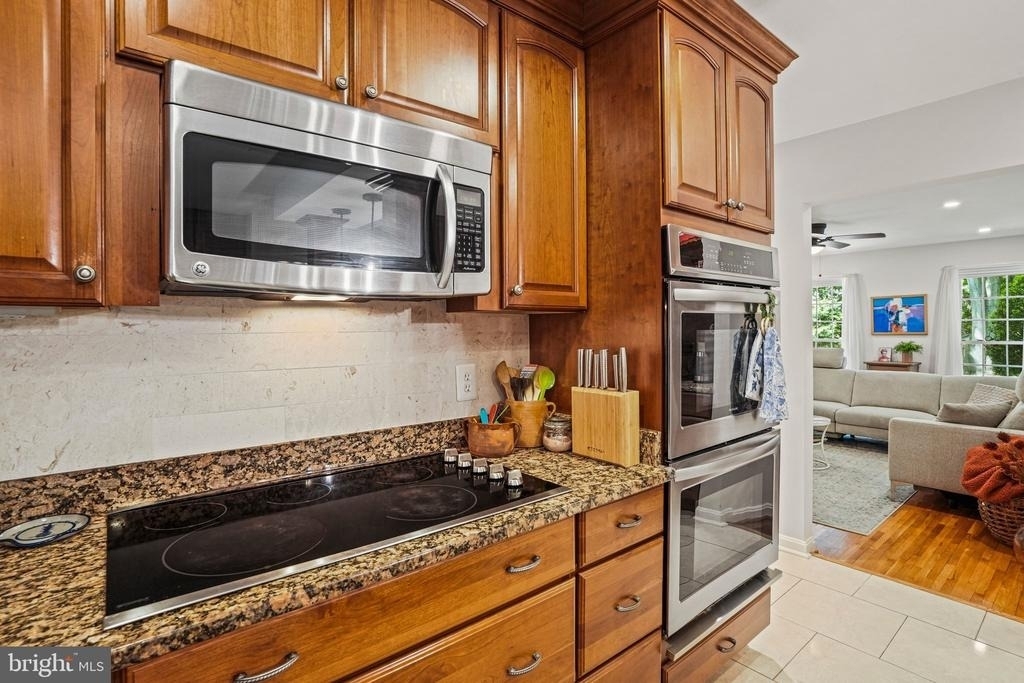 6117 Larstan Drive - Photo 15