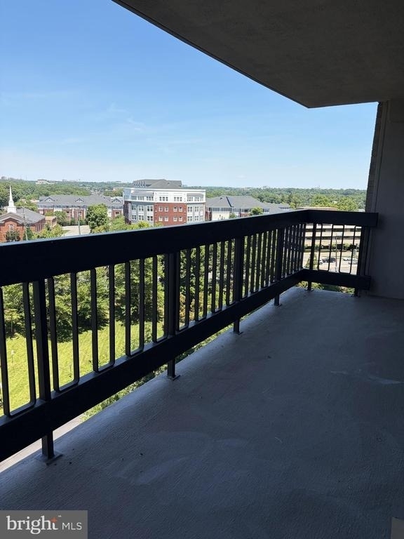 3701 S George Mason Drive - Photo 15