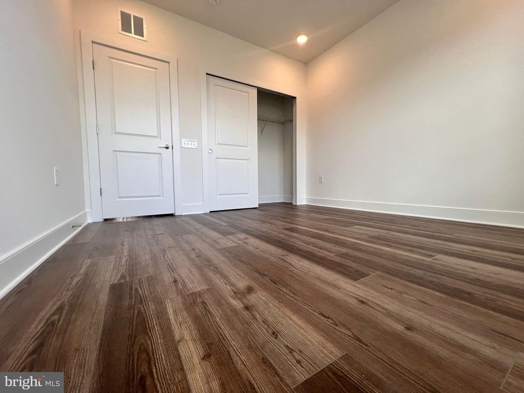 10840 Cedar Avenue - Photo 18
