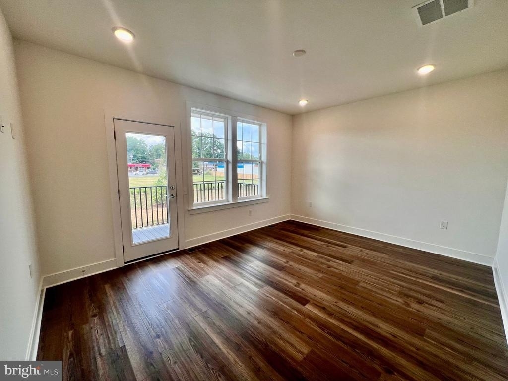 10840 Cedar Avenue - Photo 17
