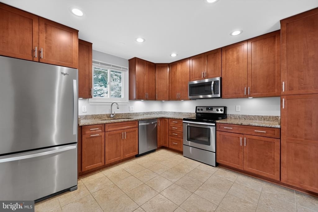 4898 Wheatstone Drive - Photo 9