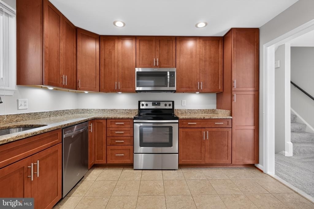 4898 Wheatstone Drive - Photo 8