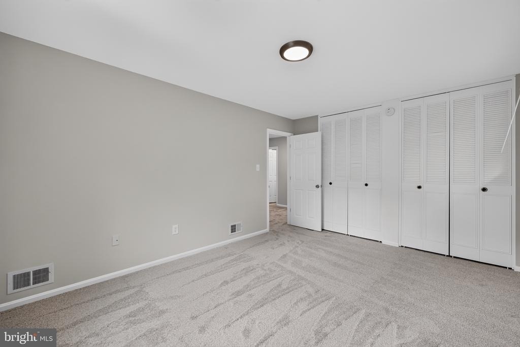 4898 Wheatstone Drive - Photo 16
