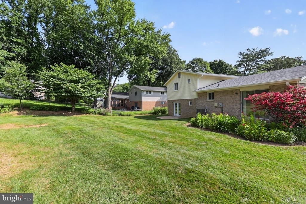 4898 Wheatstone Drive - Photo 34