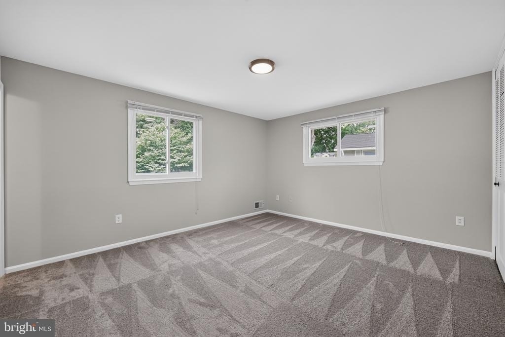 4898 Wheatstone Drive - Photo 11