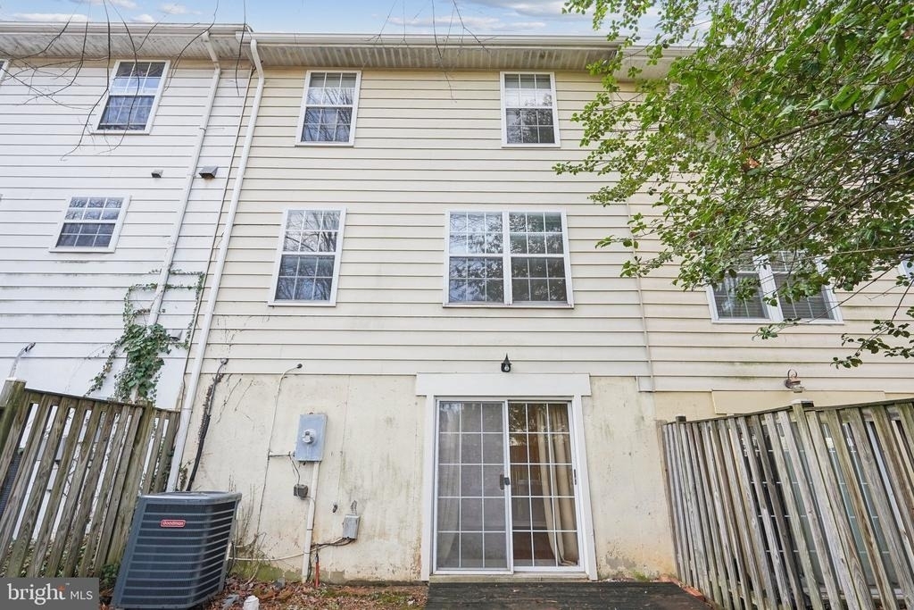 10258 Quiet Pond Terrace - Photo 24