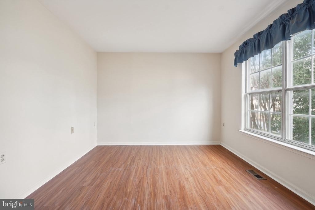 10258 Quiet Pond Terrace - Photo 12