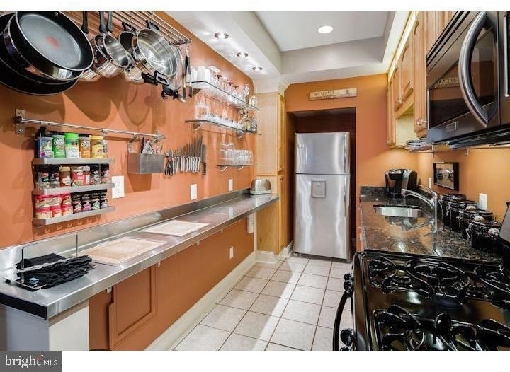 213 Christian Street - Photo 4