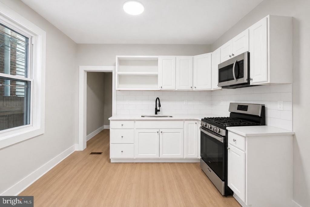 231 E Phil Ellena Street - Photo 4